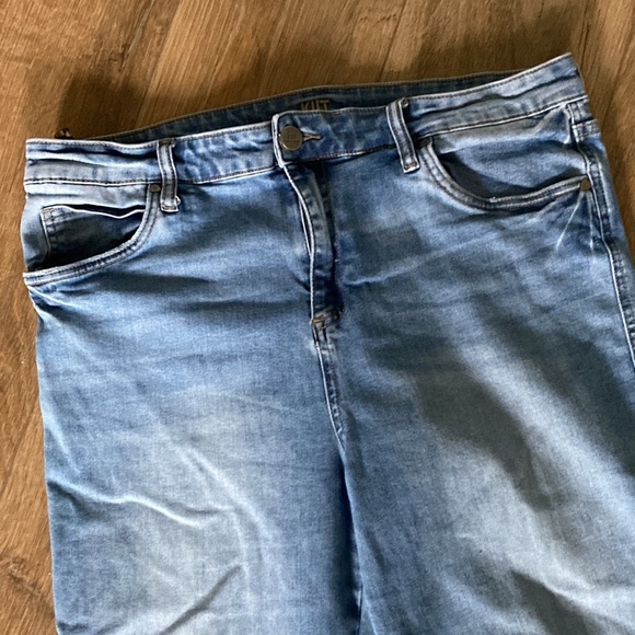 Kut From the Kloth High-rise ankle slim straight jean. Size 16 plus size light - Picture 2 of 6